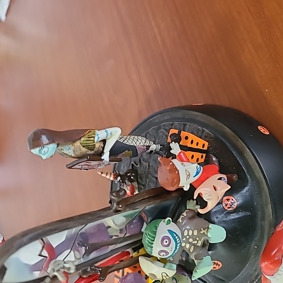 Nightmare Before Christmas Globe 2000 Dome Vignette - Picture 5 of 8